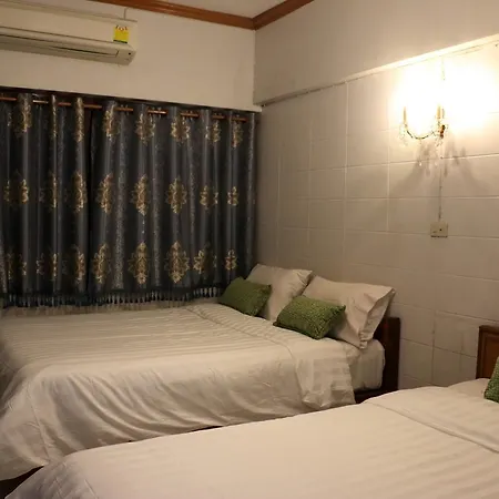 Nett Hotel-2